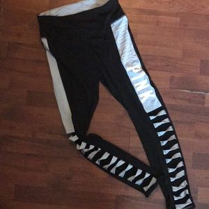 Victoria secret PINK workout leggings